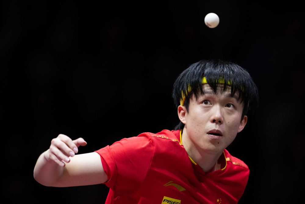 2025 ที่โดฮา: ผู้ชนะการแข่งขัน Wang Chuqin Ending ได้ขึ้นโพเดียมสูงสุดของซิงเกิ้ลชายในการแข่งขันปิงปองเป็นครั้งแรก